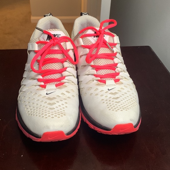 Men’s Nike Fingertrap Max White Hyper Punch Size 9.5 - Picture 4 of 7